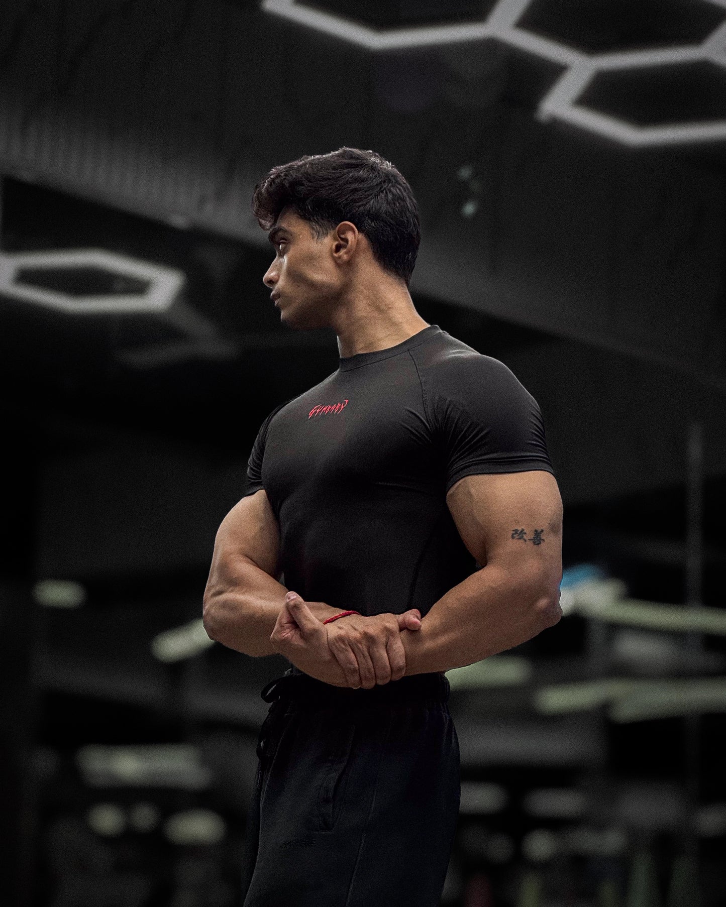 The Minimalist Compression - BLOOD RED